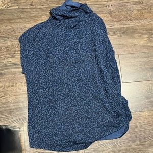 Denver Hayes cowl neck tee